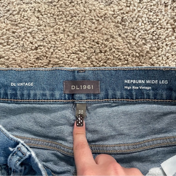 DL1961 Hepburn High Rise Vintage Wide Leg Jeans Reef Light Wash Size 30 - Picture 5 of 12